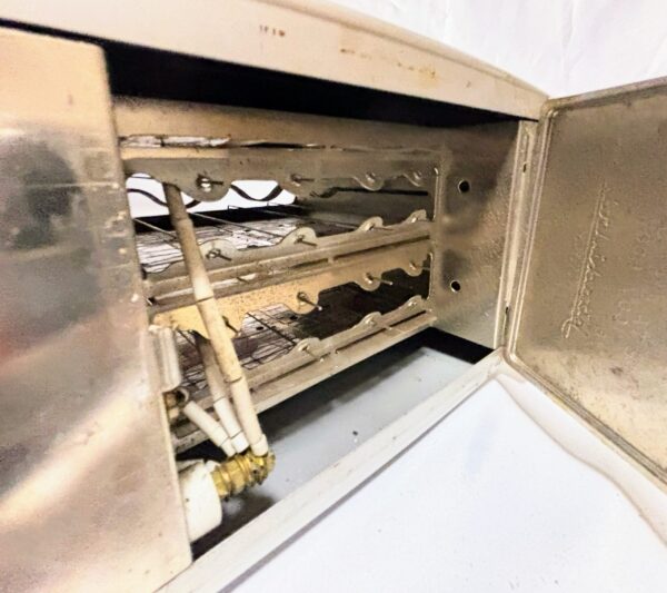 トースター　日立ＴＡ－610　実働品　清掃済み　レトロマーケット通販 - 画像 (8)