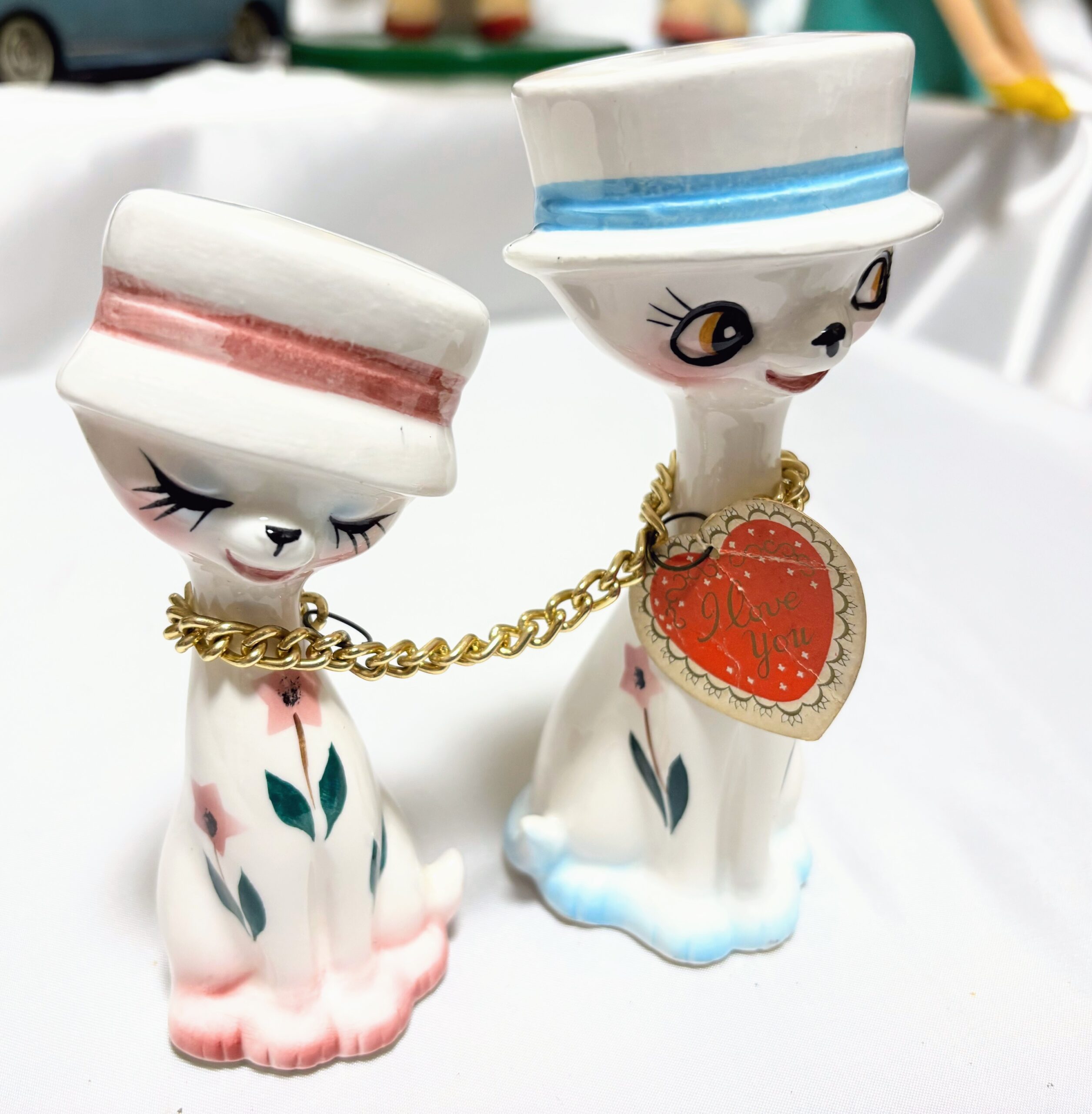 置物　かわいい猫ちゃんの置物ペア　当時物　美品　レトロマーケット通販 - 画像 (3)