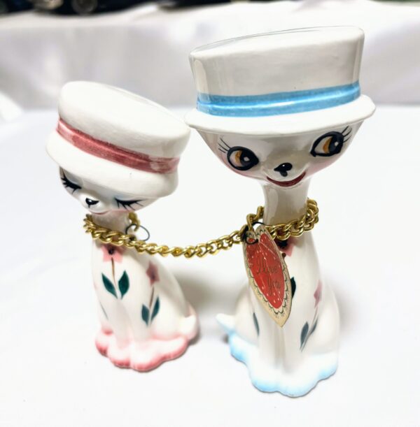 置物　かわいい猫ちゃんの置物ペア　当時物　美品　レトロマーケット通販