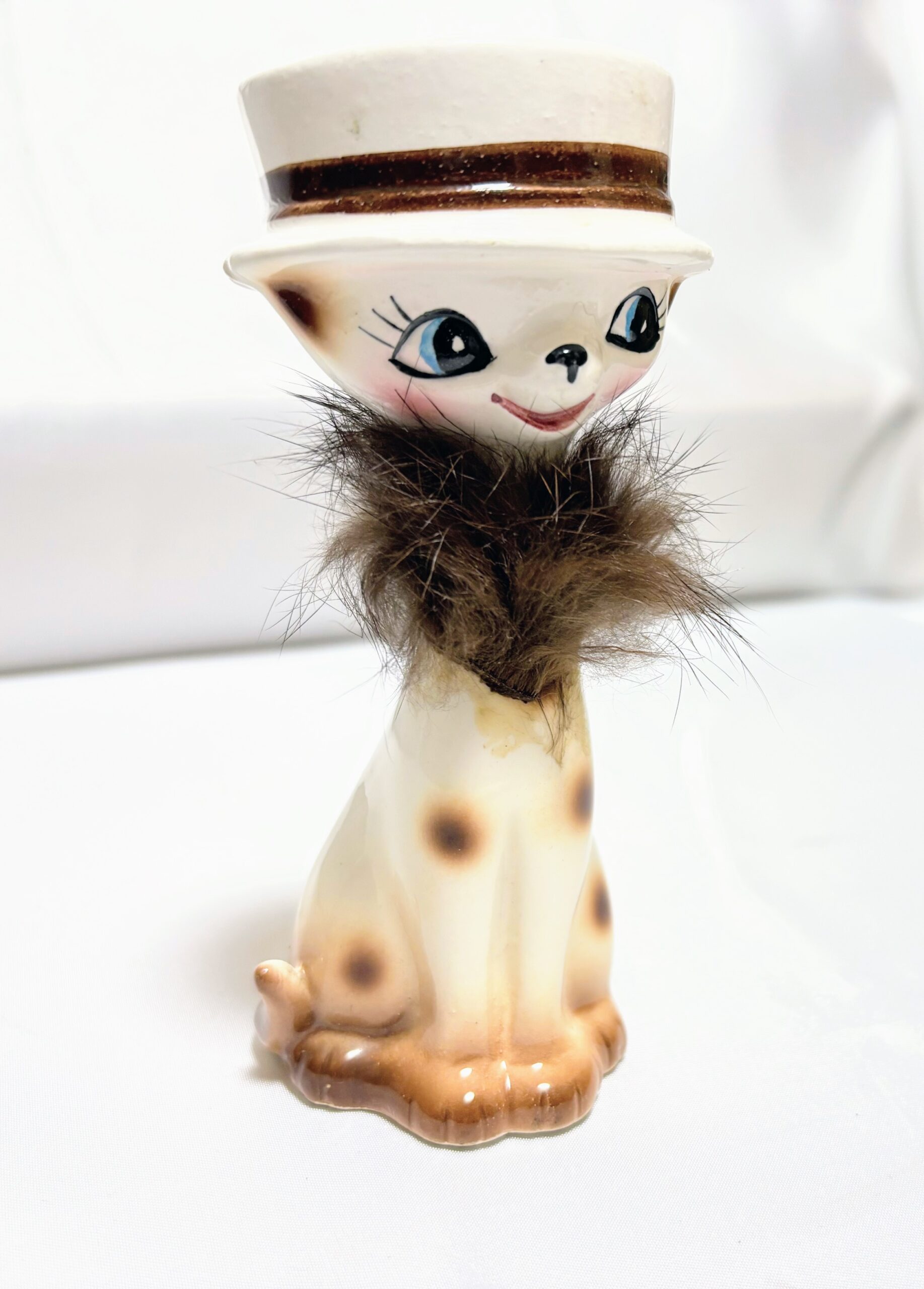 置物 猫ちゃんの置物 当時物 美品 レトロマーケット通販