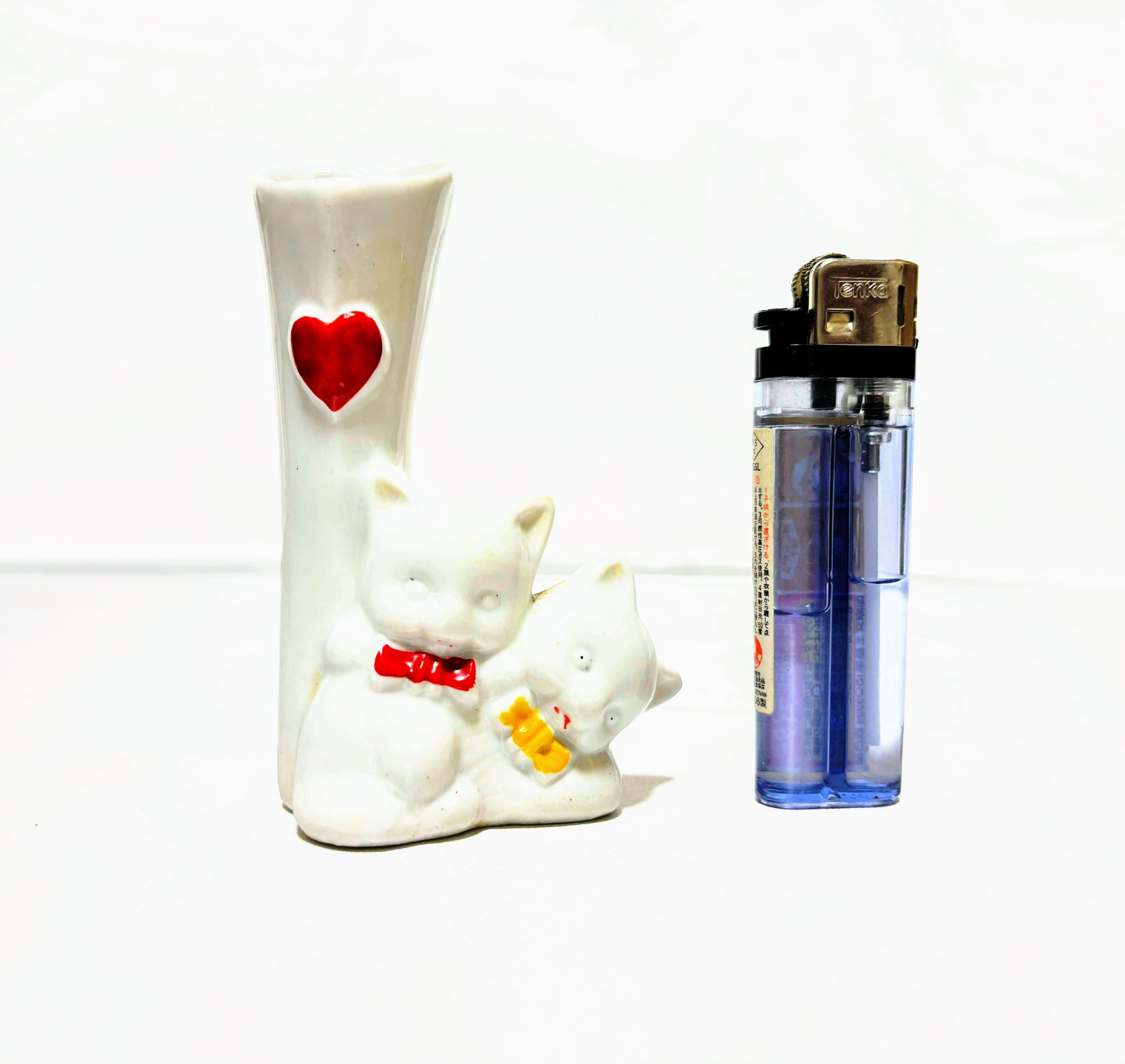 一輪挿し　かわいい猫ちゃんの小さな一輪挿し　陶器製　レトロマーケット通販 - 画像 (3)