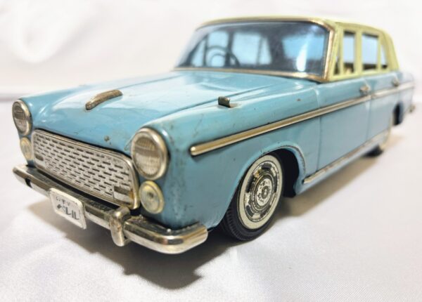 ブリキ自動車　バンダイ製いすゞべレル　概ね良好　欠品有り　レトロマーケット通販