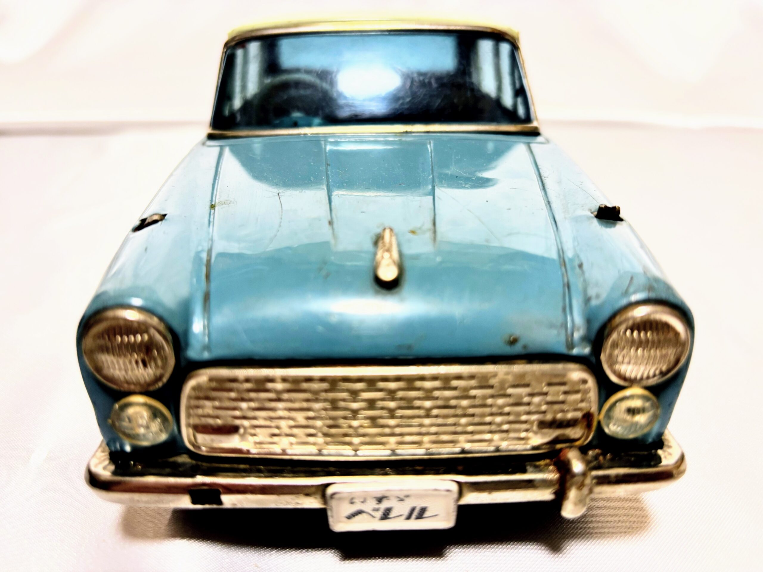 ブリキ自動車 バンダイ製いすゞべレル 概ね良好 欠品有り レトロマーケット通販 - 画像 (4)